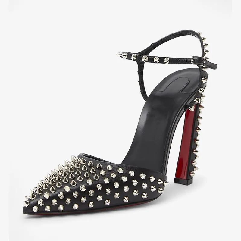 High-quality Black Spike Leather Pumps