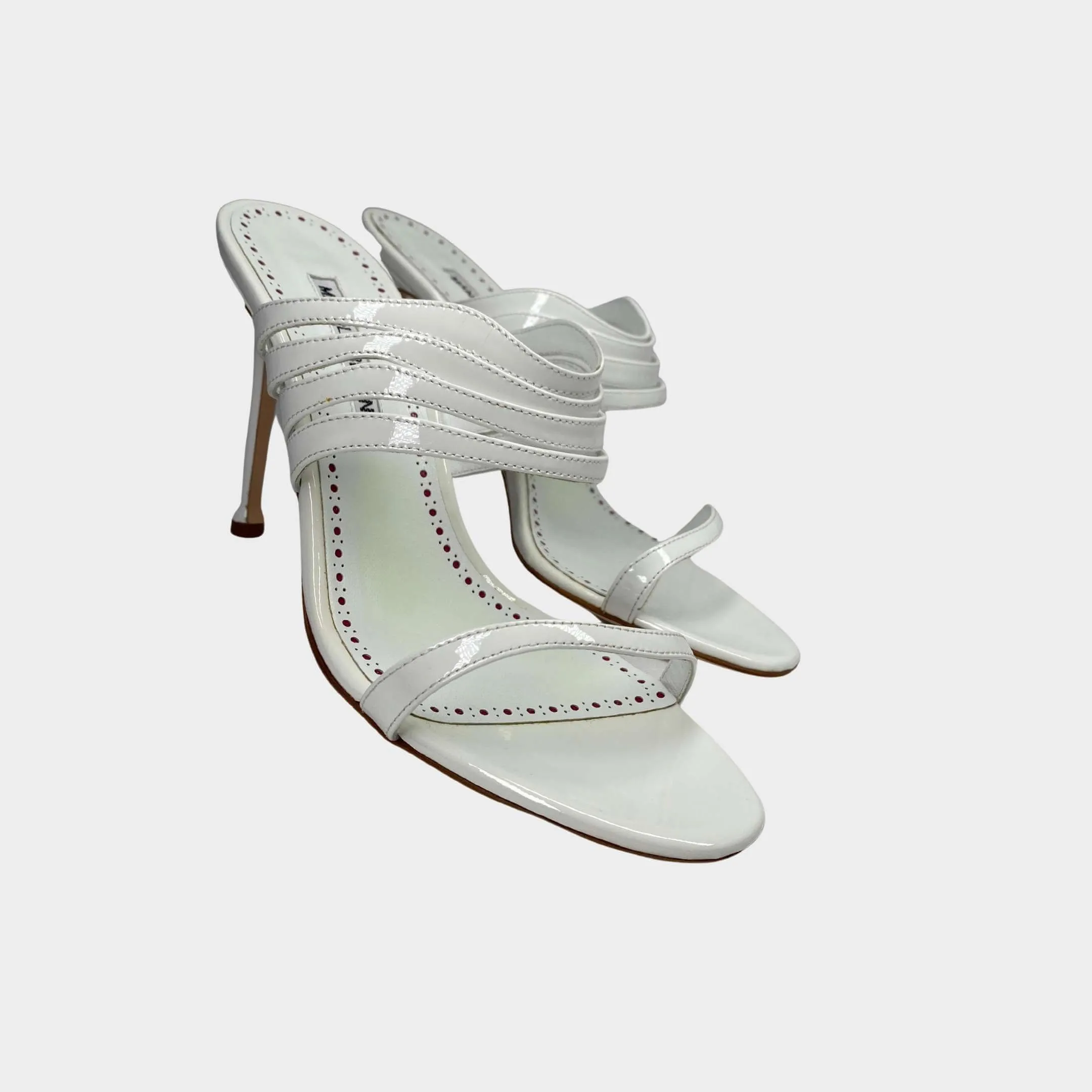Manolo Blahnik Bridal High Heels - Curatora