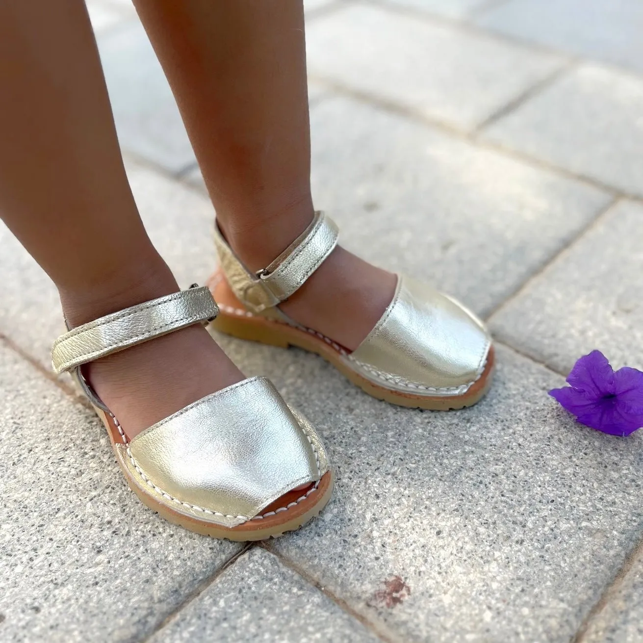 Toddler Avarca in Champagne Metallic