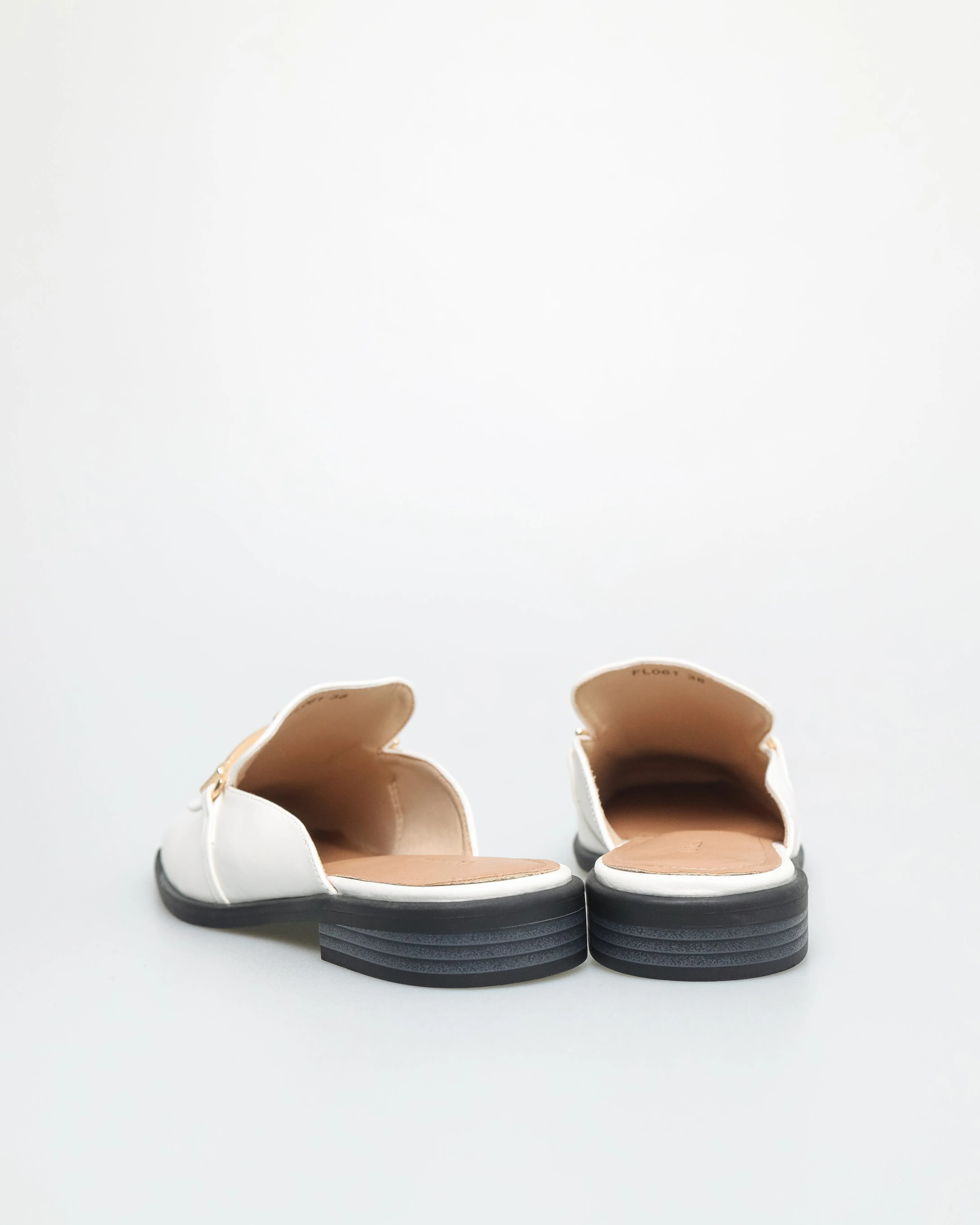 Tomaz FL061 Ladies Buckle Mules
