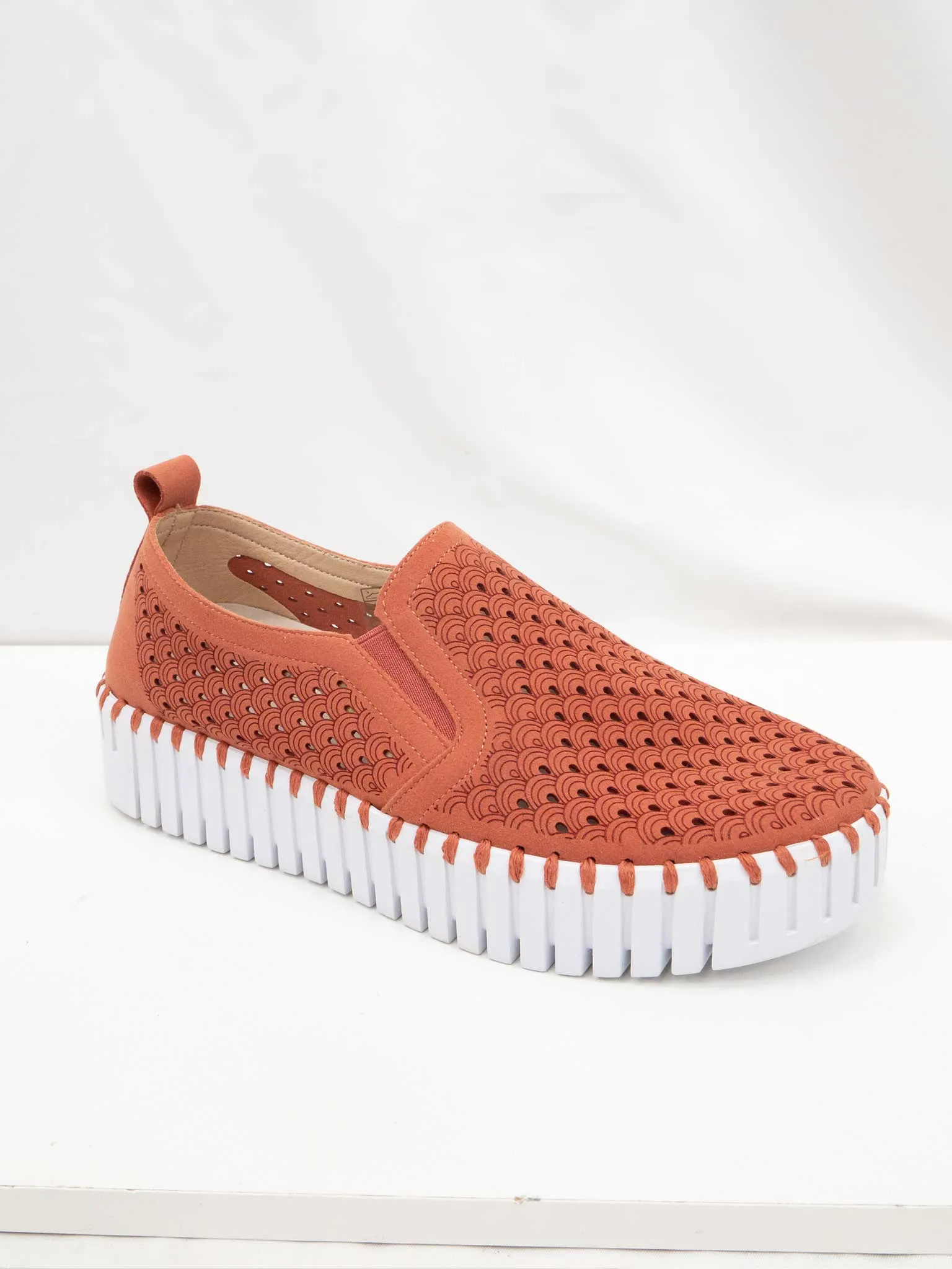 Tulip 141 Platform Slip-On Sneaker in Brick
